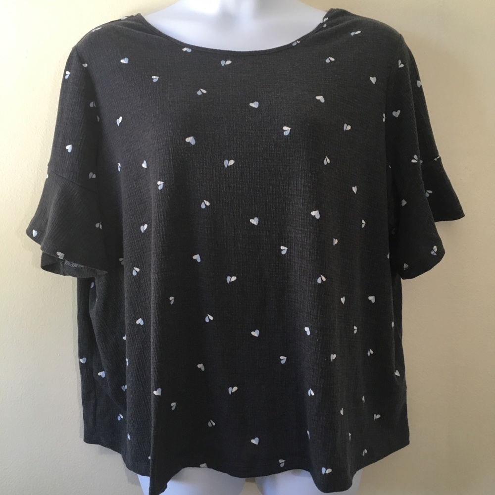 Lauren Conrad  heart top w/flounce sleeves-3X.